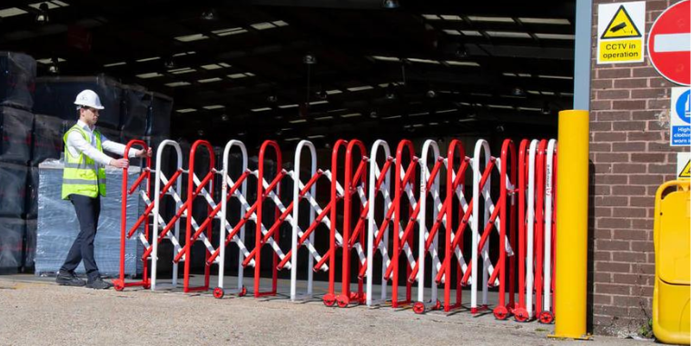 expandable barrier