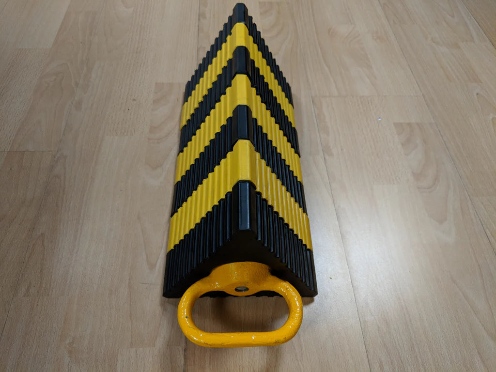 GHP Aircraft Wheel Chock Black/Yellow