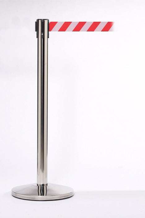 QueueMaster Retractable Belt Barrier