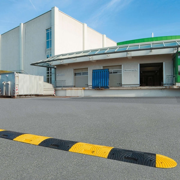 TopStop Eco 70mm installed at warehouse