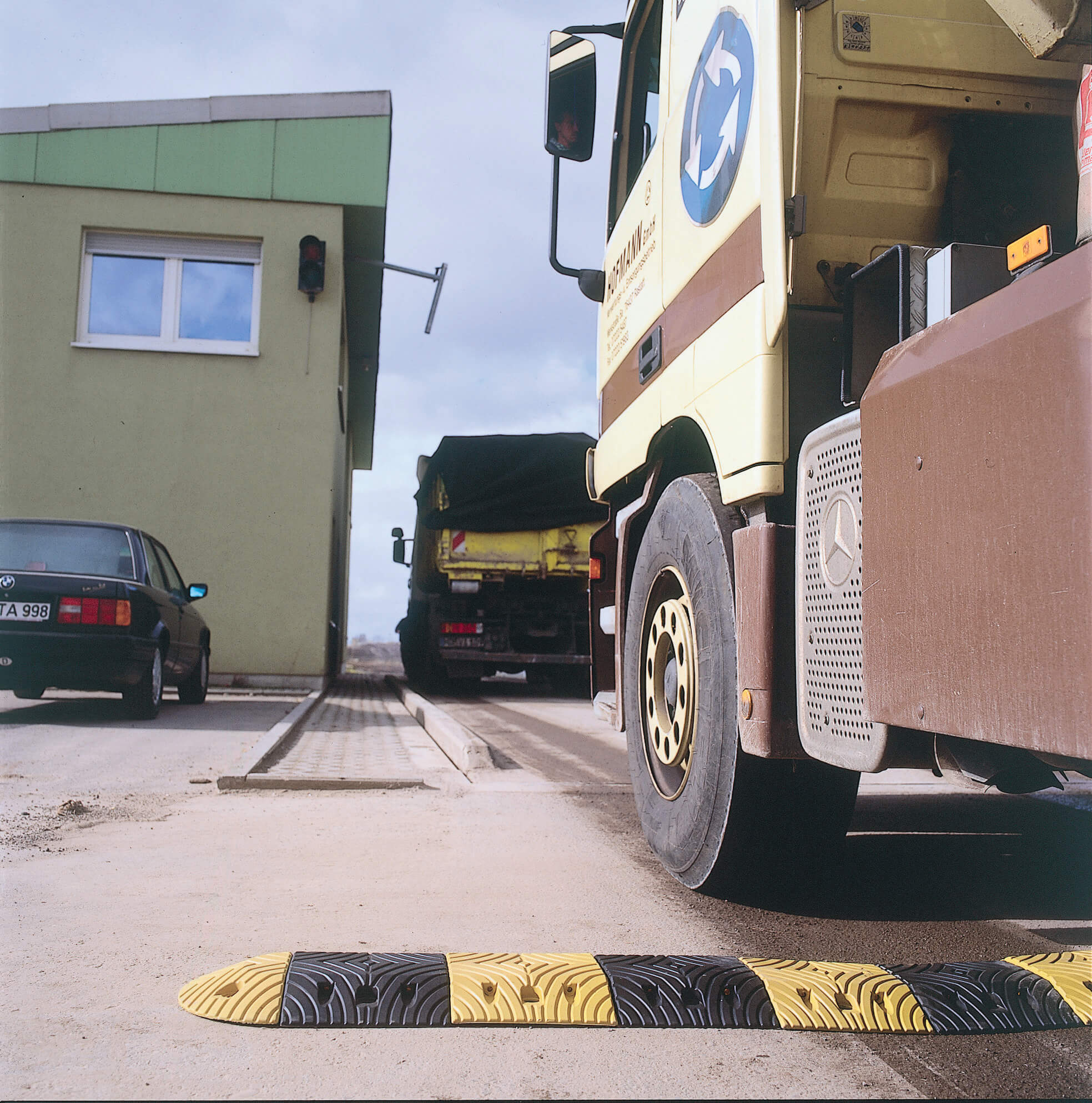 TOPSTOP HGV ramp at weigh bridge