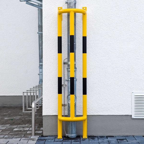 Traffic-Line Vertical Pipe Protectors