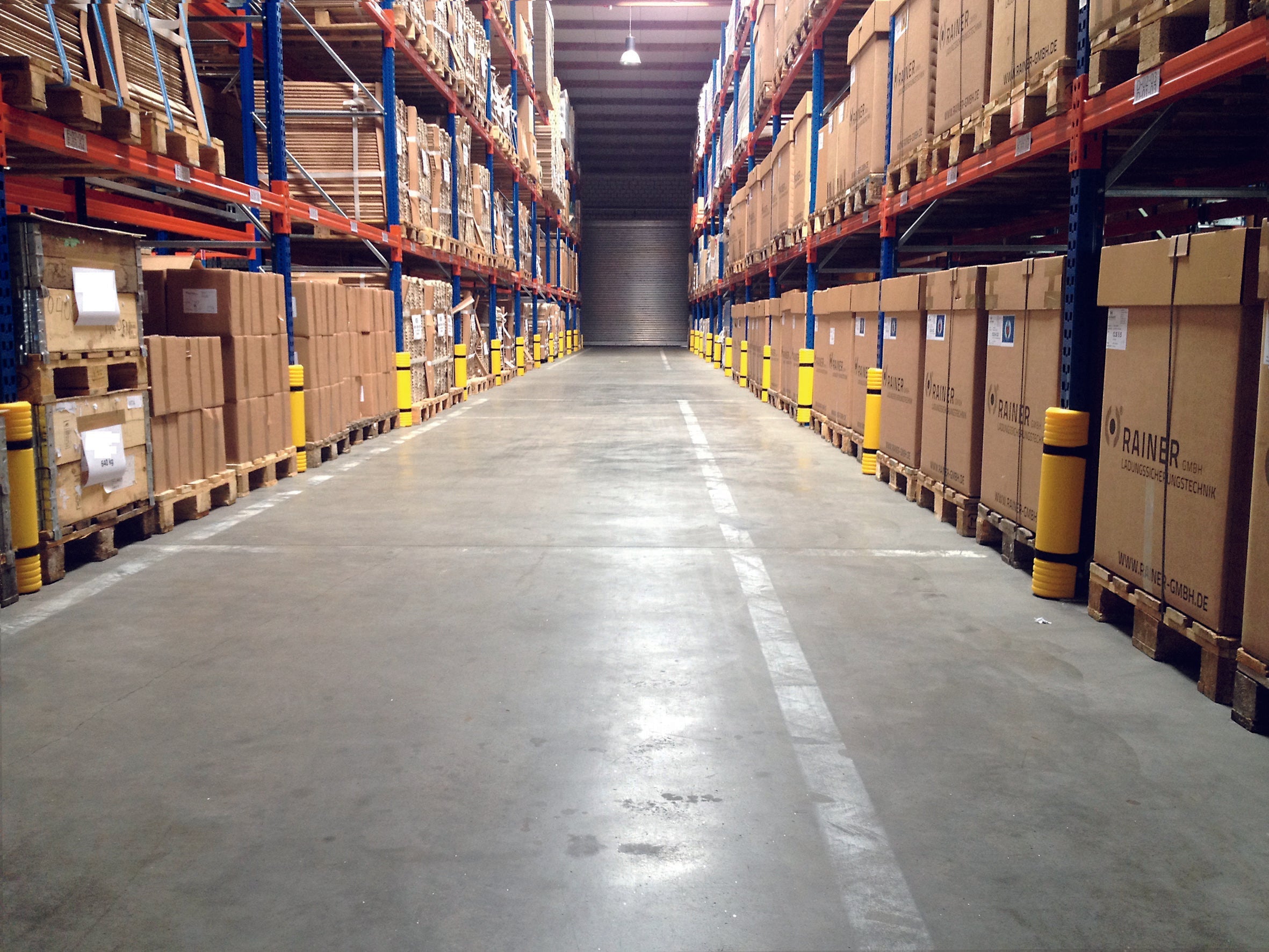 Black Bull Plastic Pallet Racking Protector