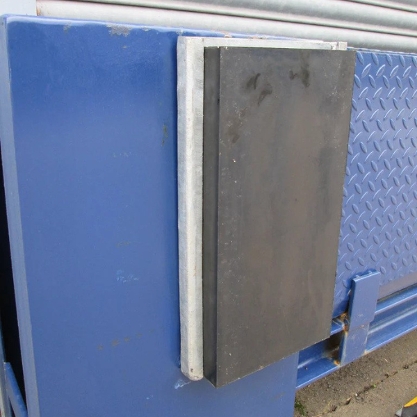 DB2 Rubber Dock Bumper