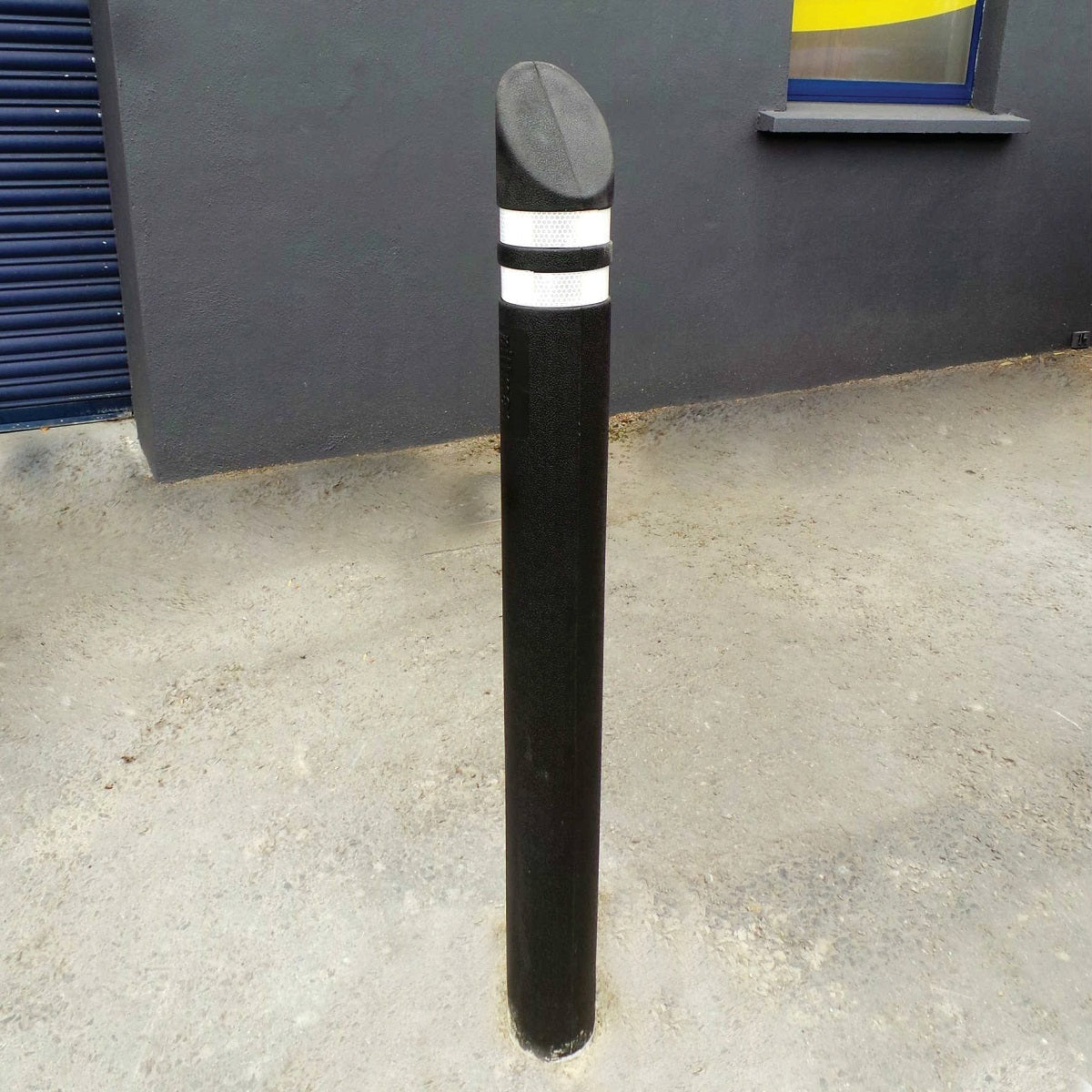 Empire Flexible Rubber Bollard