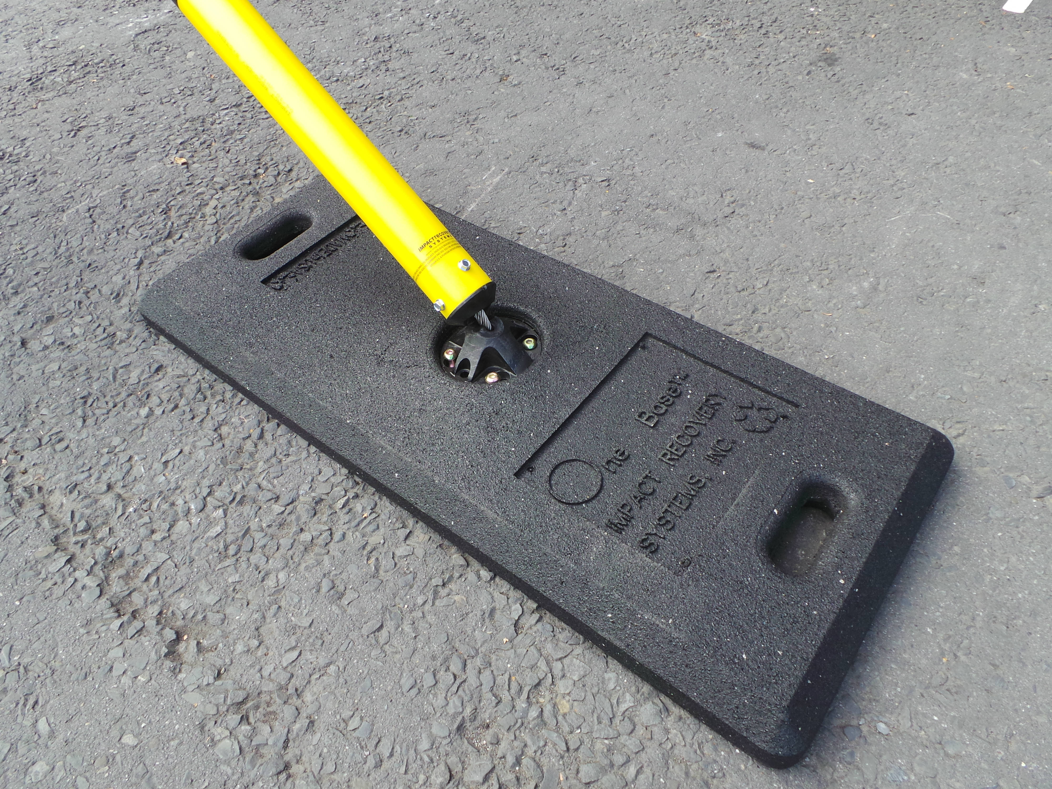 Impact Recovery Systems® FLEX POST Yellow/Black