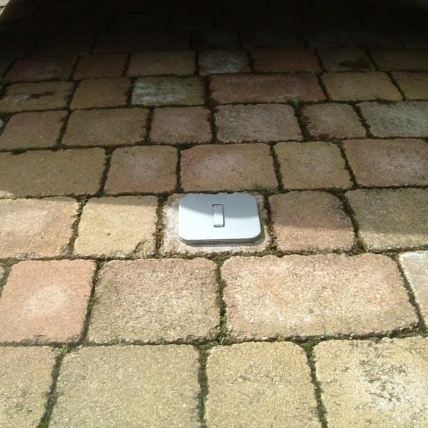 BudgetBollard Heavy Duty Retractable Driveway Post