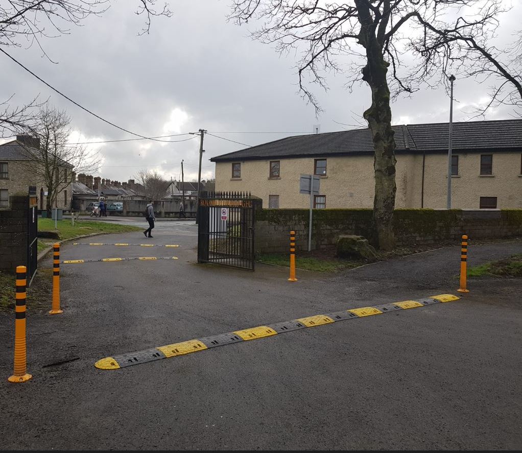 Pittman™ 50mm Rubber Speed Bump Kit