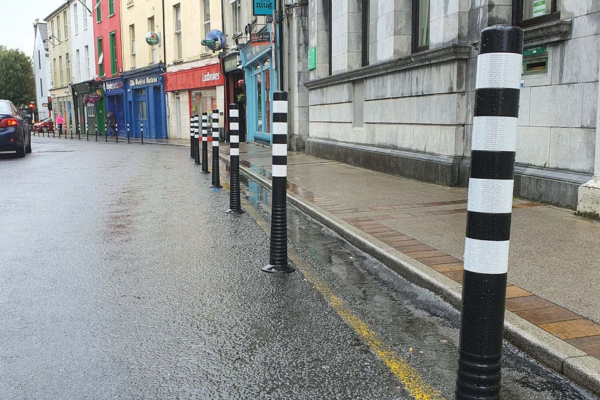 plastic road bollard