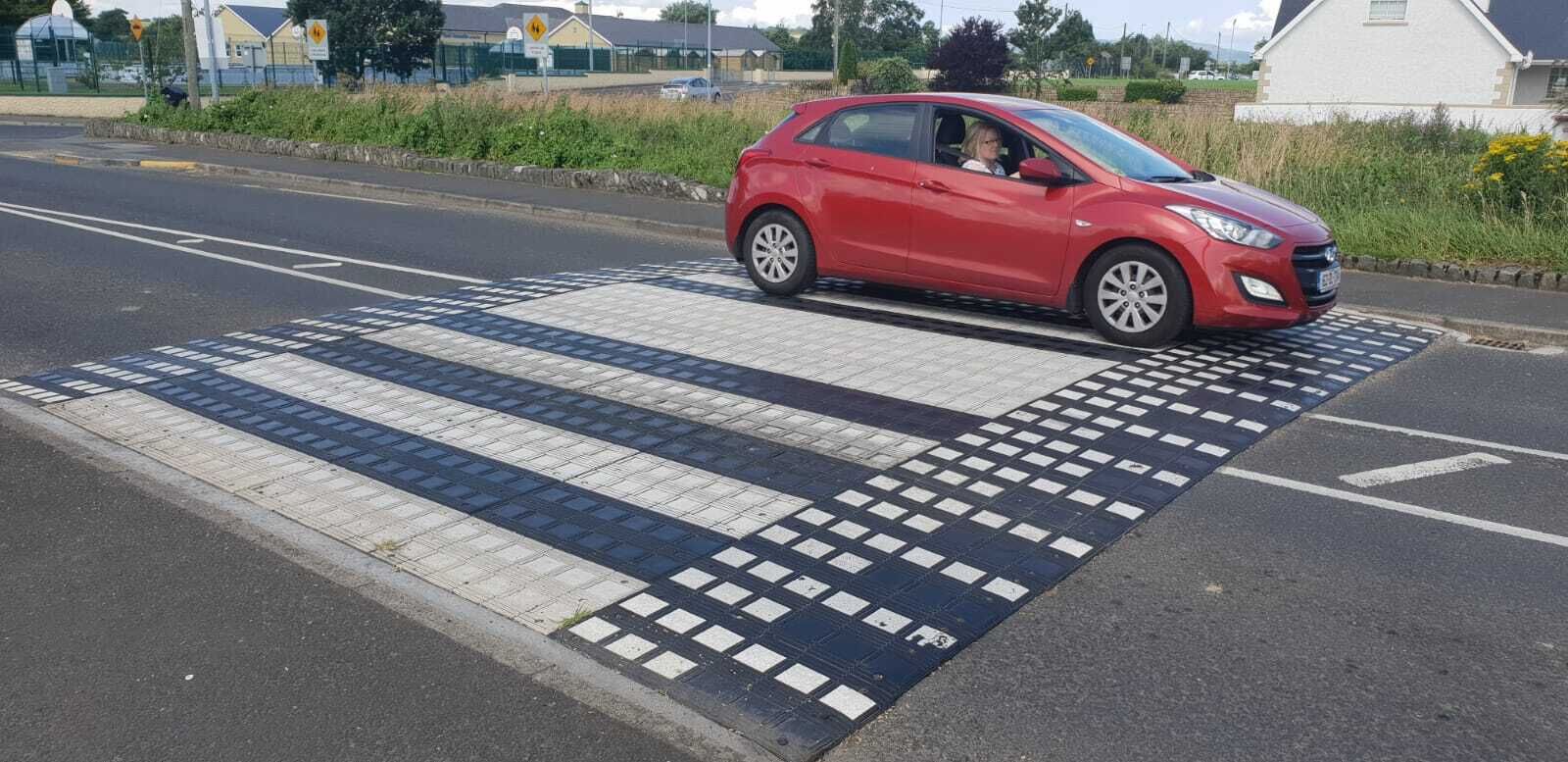 XPT - Modular Rubber Pedestrian Crossing Speed Table