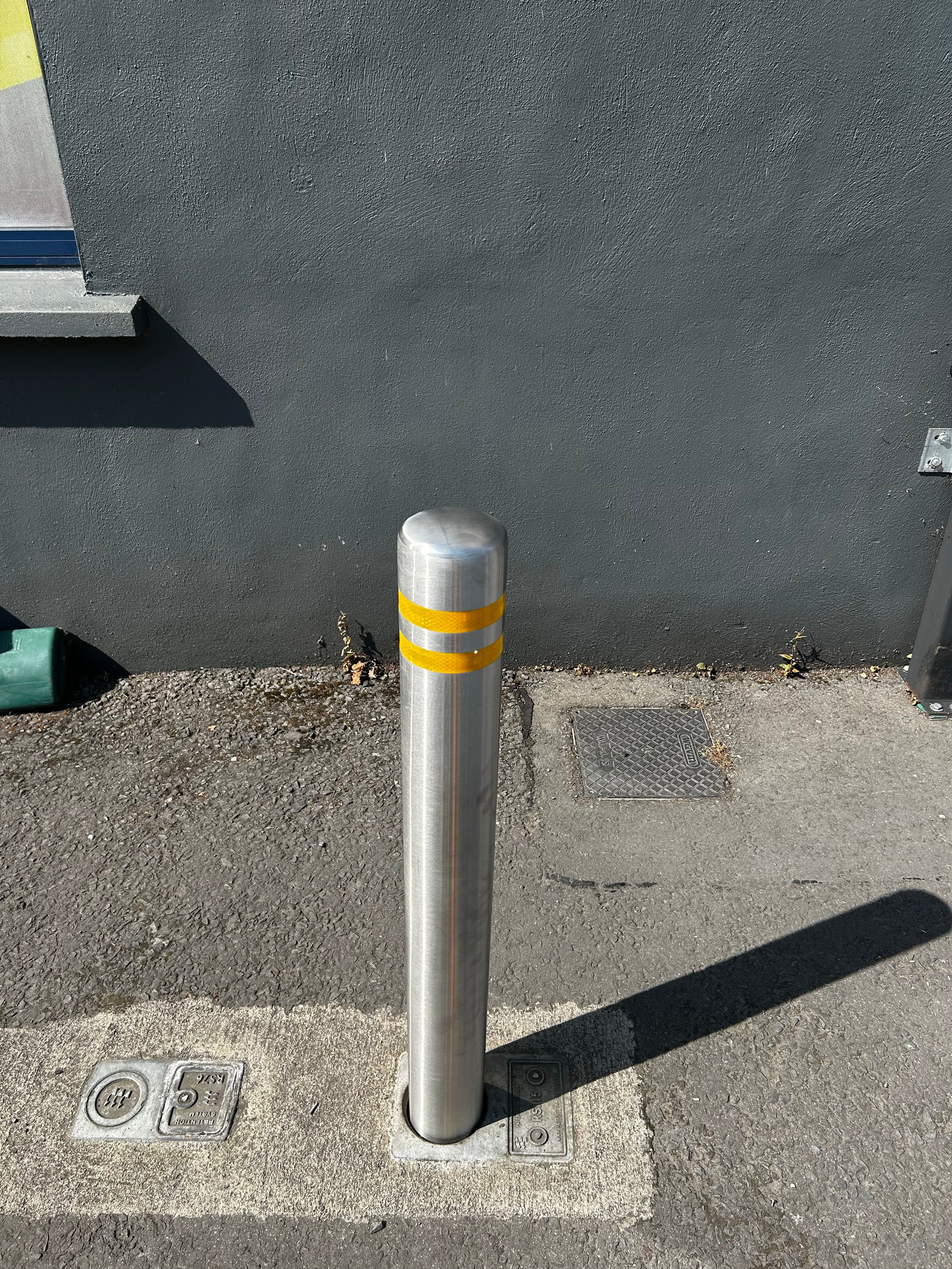 Economy Mercury Sub Surface Mount Stainless Steel Bollard