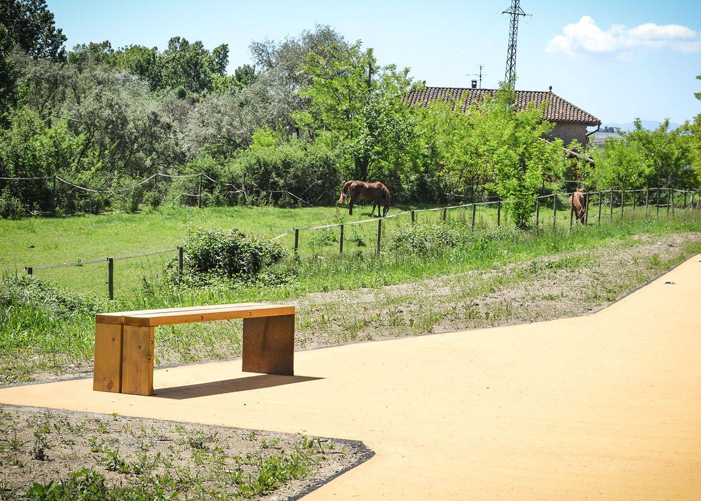 Benito Gavarres Park Bench