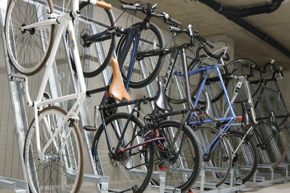 bike rack vertical