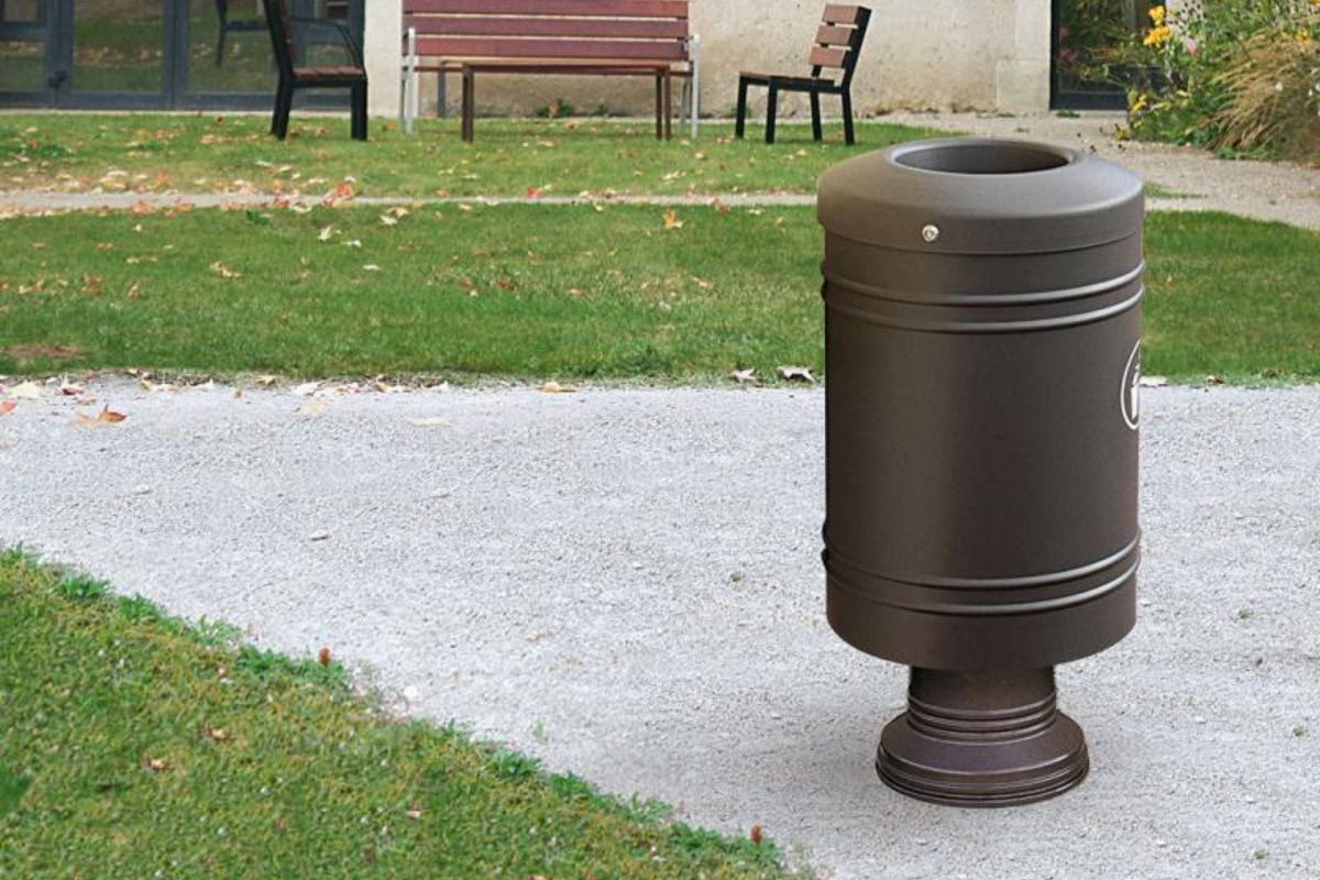 outdoor bins