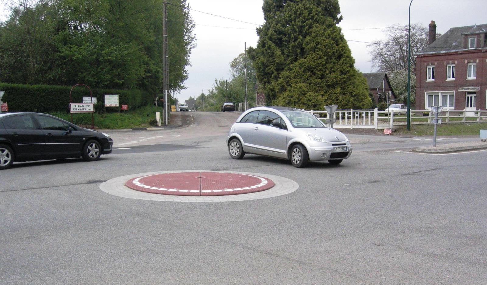 XPT Mini Roundabout